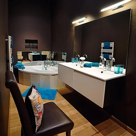 Au Clair Obscur Nocleg ze śniadaniem Verviers