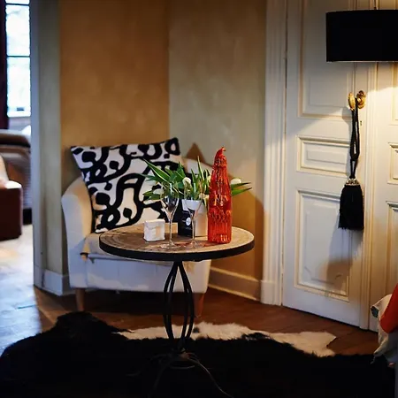 Au Clair Obscur Nocleg ze śniadaniem Verviers